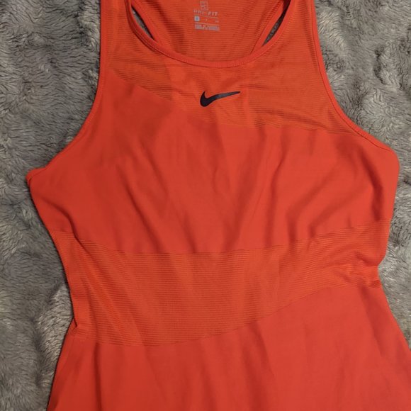 Nike Maria Sharapova Court Dress - Picture 6 of 9